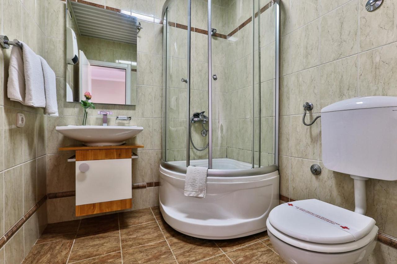 Apartments Misko Utjeha Kültér fotó