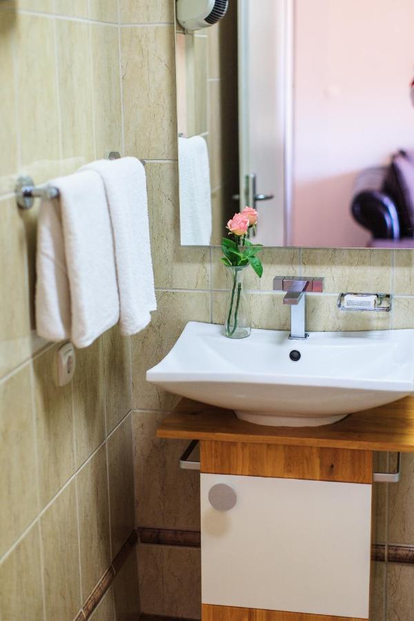 Apartments Misko Utjeha Kültér fotó