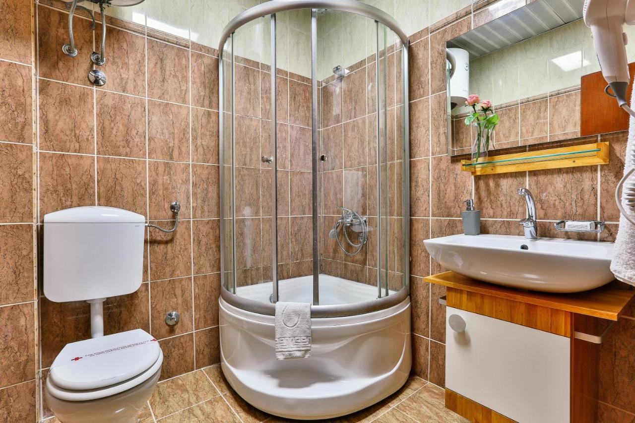 Apartments Misko Utjeha Kültér fotó